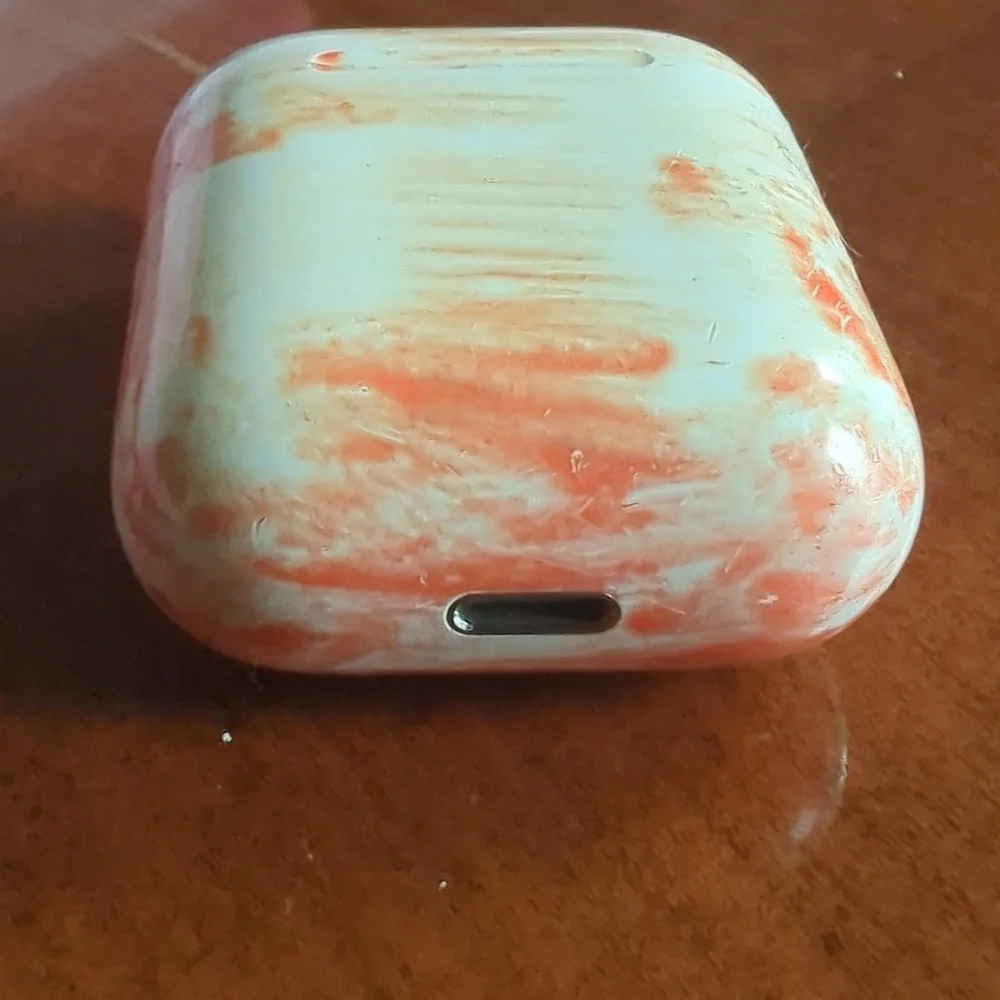 🎧 Apple AirPods (2nd Generation) - Custom Painted Charging Case